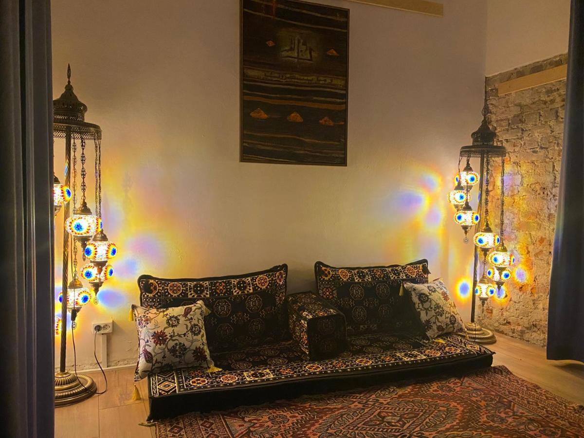 Otantic Place In Sultanahmet Apartment อิสตันบูล ภายนอก รูปภาพ